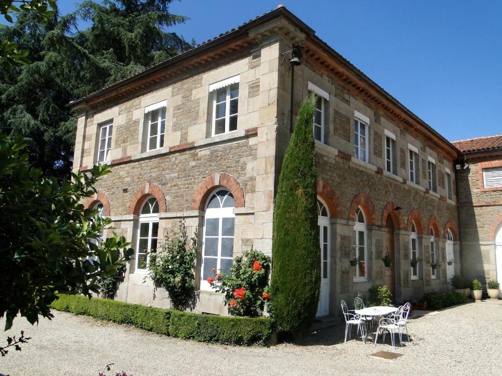 Bed and Breakfast Logis De Nantas Saint-Jean-Bonnefonds Exterior foto